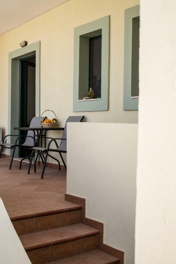 Sun & Sea Apartment มอโคลส ภายนอก รูปภาพ